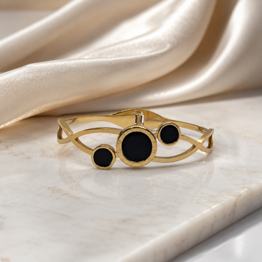 Kashish - Stainless Steel Triple Black Circle Openable Bracelet